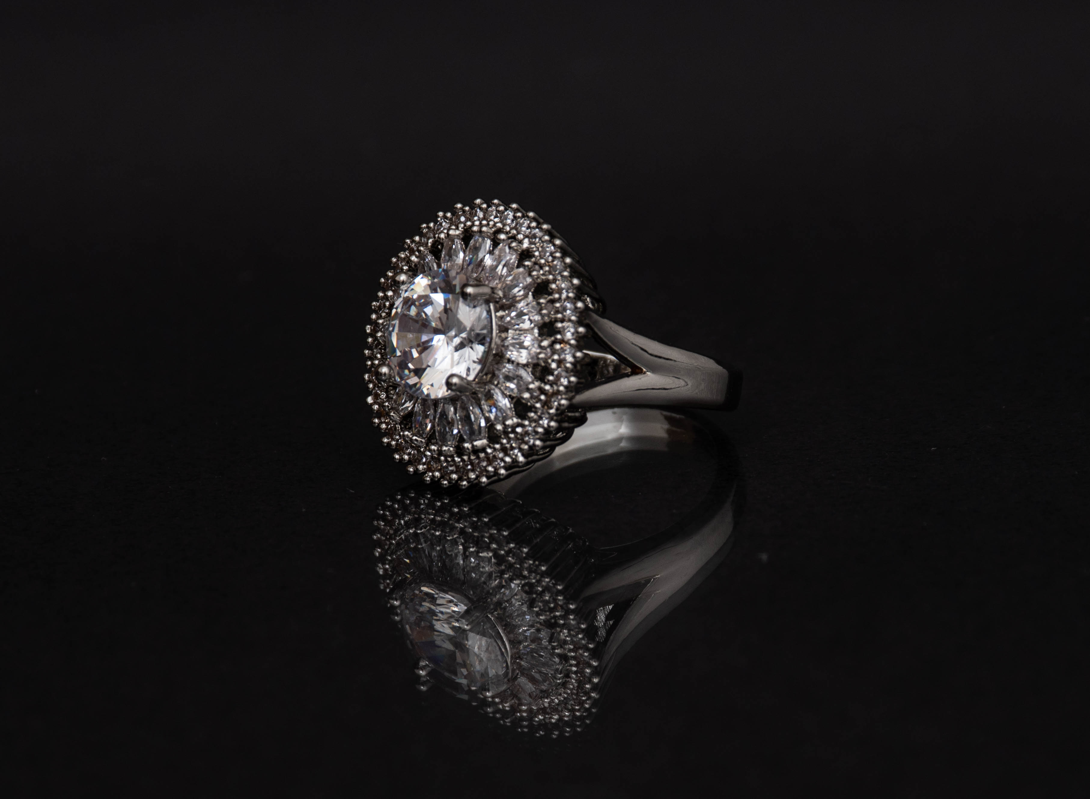 Anel autoral em prata 925 com pedra natural